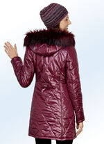 Lange jas met afneembare kunstbontgarnering 