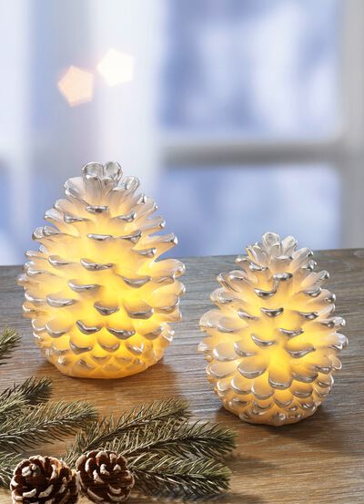 LED-dennenappel met flakkereffect, set van 2 