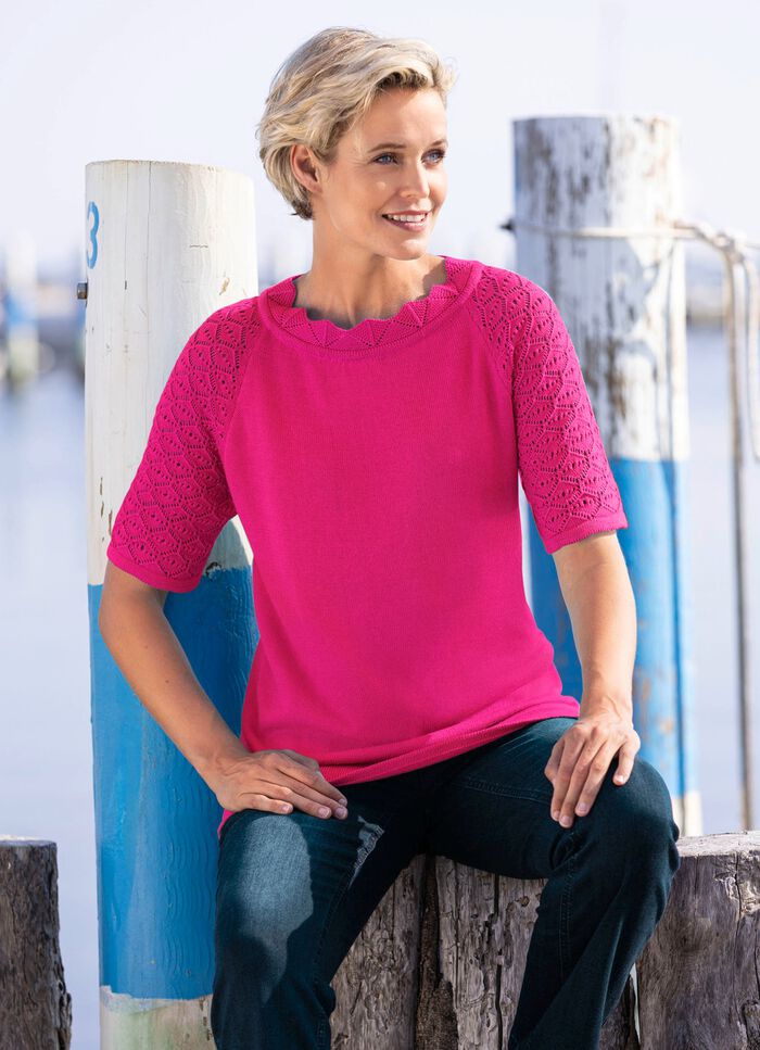 Trui met decoratieve halslijn 