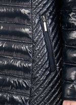 Jas met verschillende quiltvariaties 