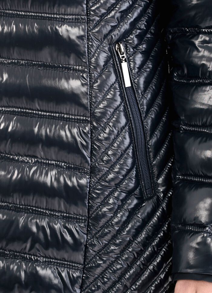 Jas met verschillende quiltvariaties 