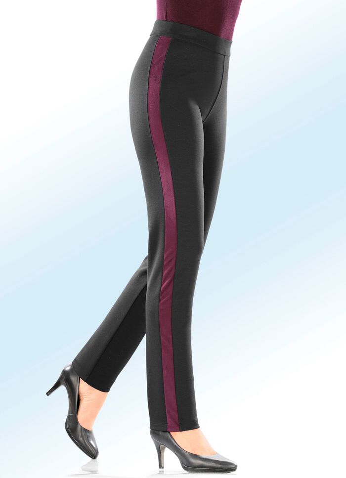 Broek in trendy materiaalmix 