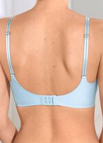 Aangenaam lichte Naturana-bh met voorgevormde cups 