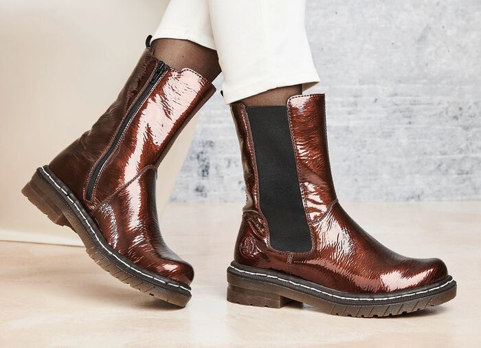 Rieker enkellaarsjes met antieke glans WIJNROOD