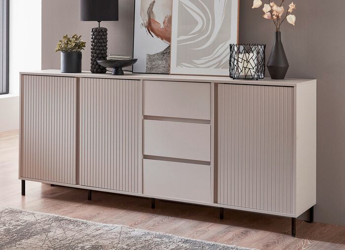 Dressoir met uitgebreide gegroefde voorkant 