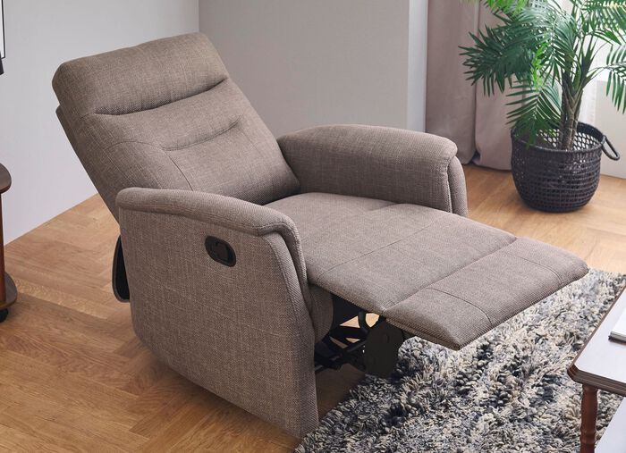 Vrij in de ruimte te plaatsen gestoffeerde meubels 