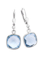 Mooie oorbellen met beh. blauwe topaas 