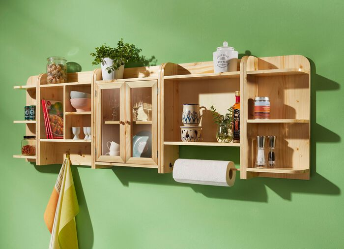 Keukenplankenprogramma van massief vurenhout, in wit MDF NATUREL