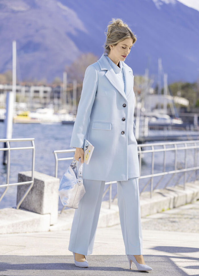 Korte jas met reverskraag LICHTBLAUW