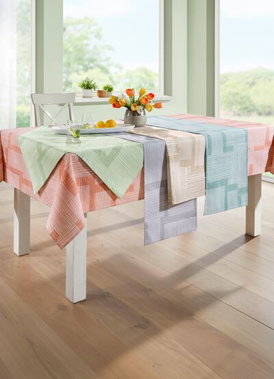 Tafelkleed met vlekwerende afwerking 