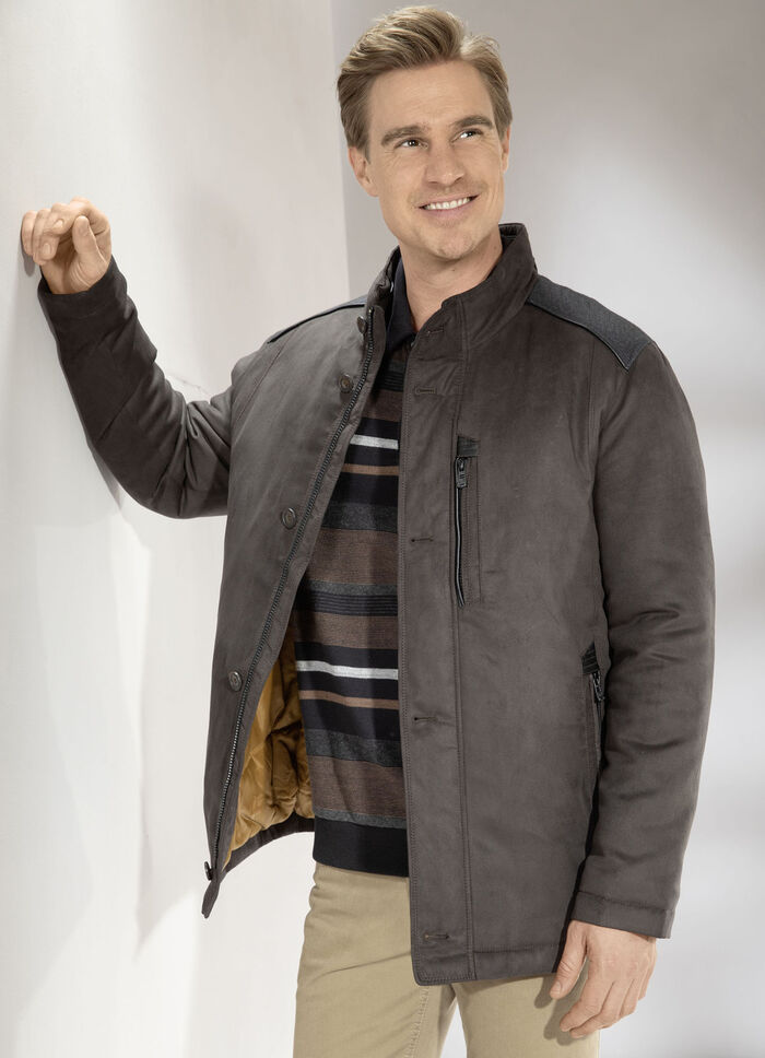 Jas van &ldquo;Gate One&rdquo; 