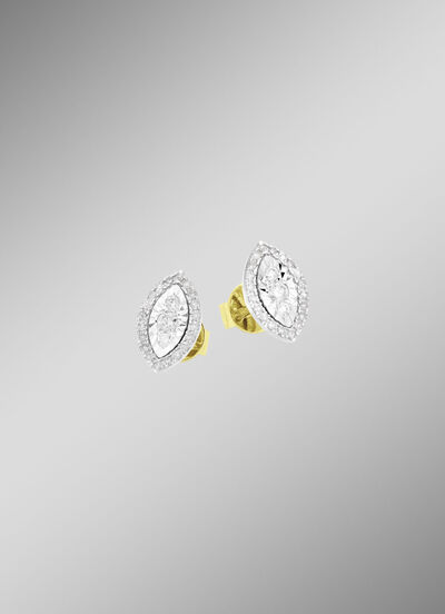 Oorstekers met 6 briljant geslepen diamanten en 40 diamanten 