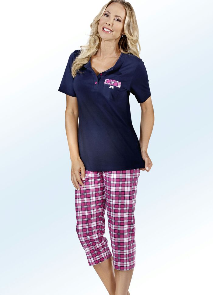 Set van twee pyjama's met borstzak en knoopsluiting 