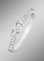 Stijlvolle damesring met diamanten 