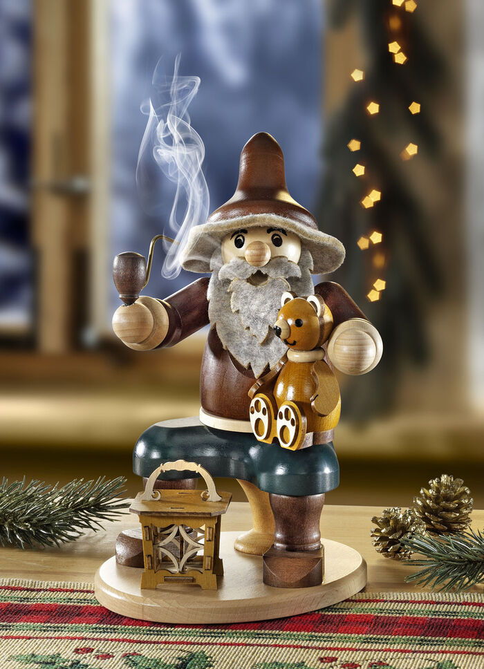 Rokende kabouter uit het Erzgebirge van massief hout 