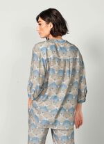 Lange blouse met harmonieuze print 