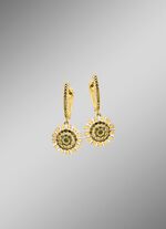 Po&euml;tische hoepeloorbellen 