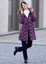 Korte jas met afneembare imitatiebontrand 