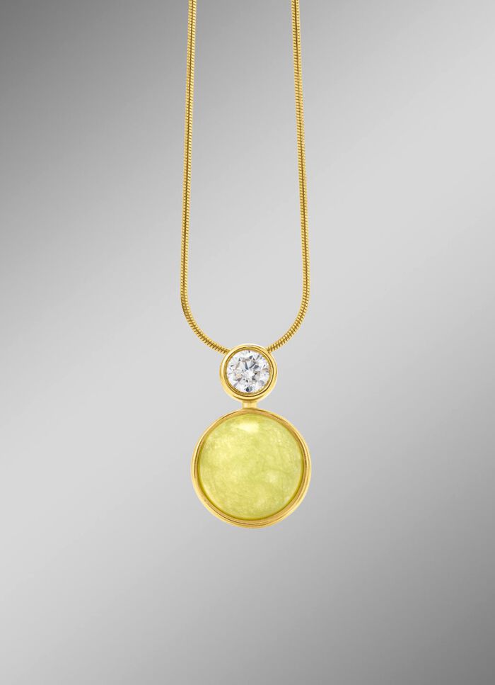 Groene pracht in een elegant design: hanger met echte aventurijn 