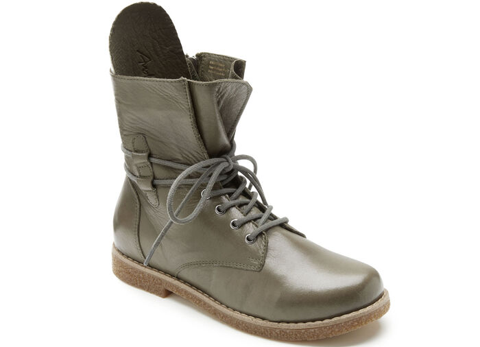 Andrea Conti veterlaarzen van zacht nappaleer OLIJF