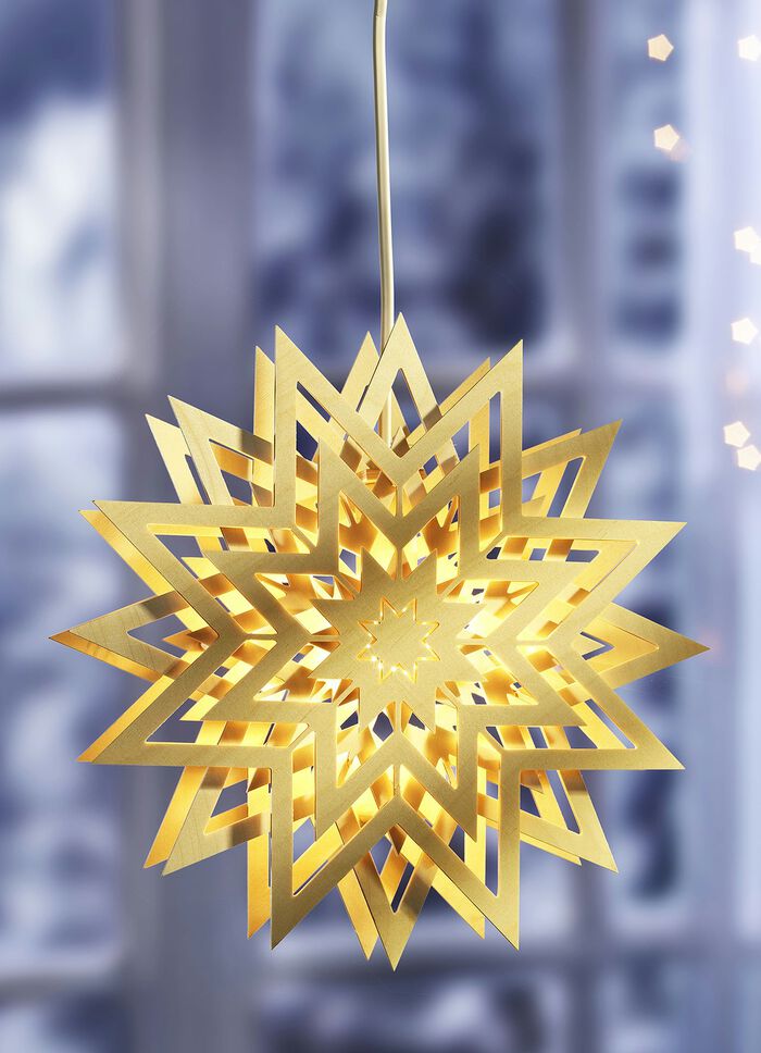 Verlichte raamster uit het ertsgebergte 