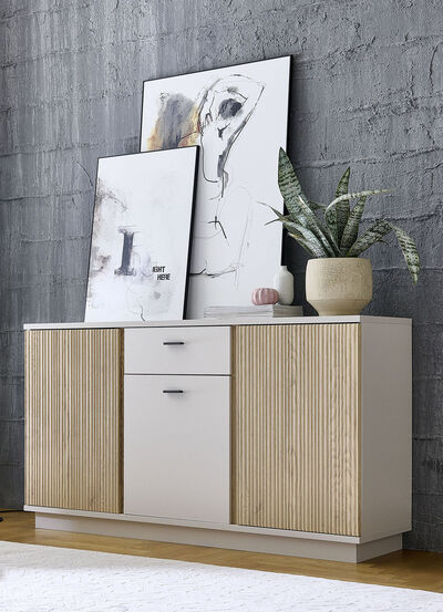 Grote ladekast, 3-deurs 