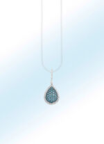 Hanger met 42 witte en 42 blauwe diamanten
