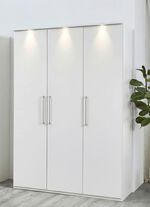 Moderne Kleiderschrank aus deutscher Herstellung 