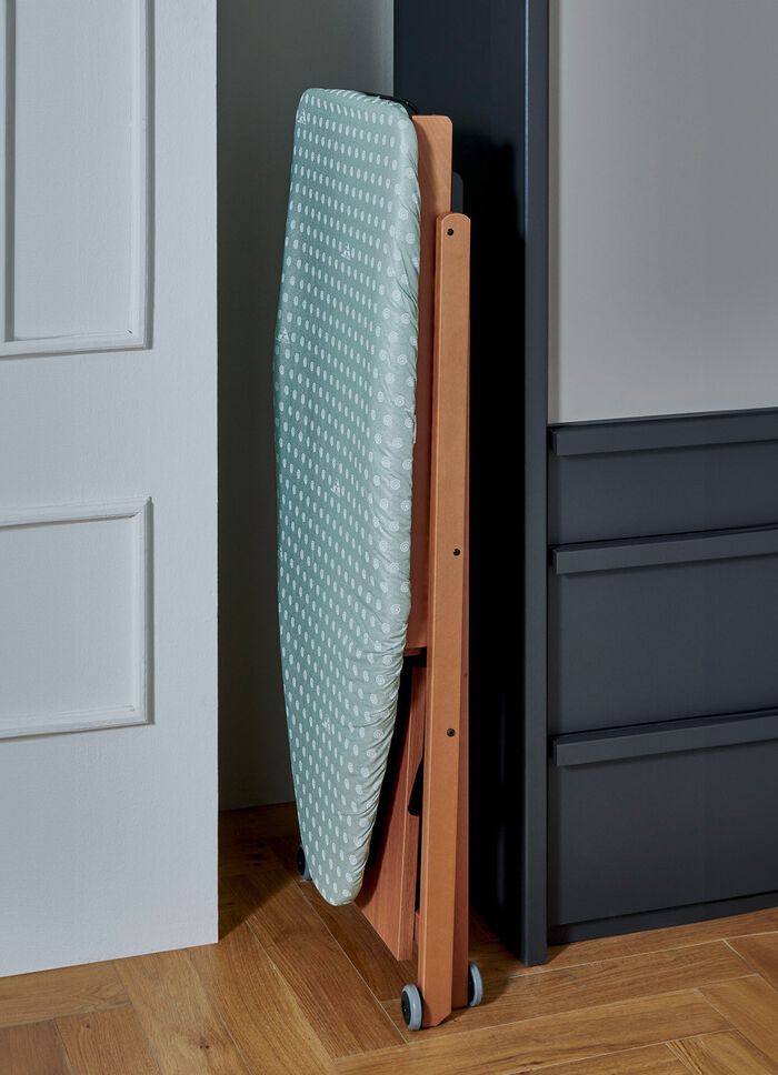 Strijkplank van massief hout 