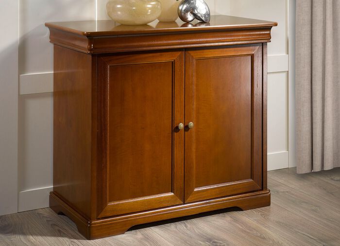 Italiaanse ladekast in eenvoudig design 