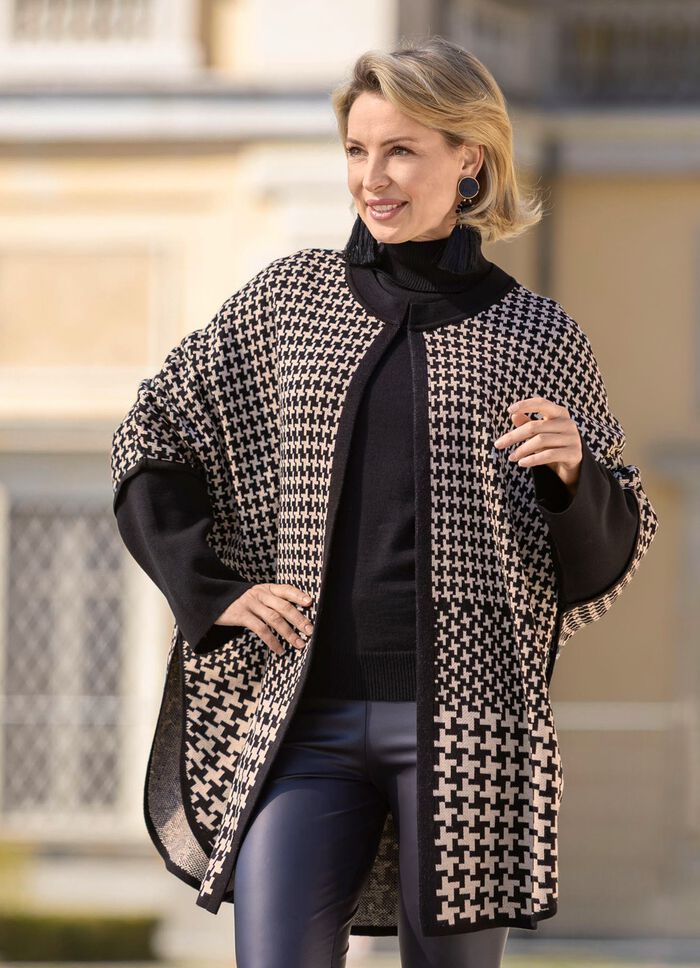 Poncho met open voorkant 