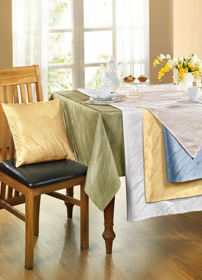 Discreet tafelkleed in marmerlook 