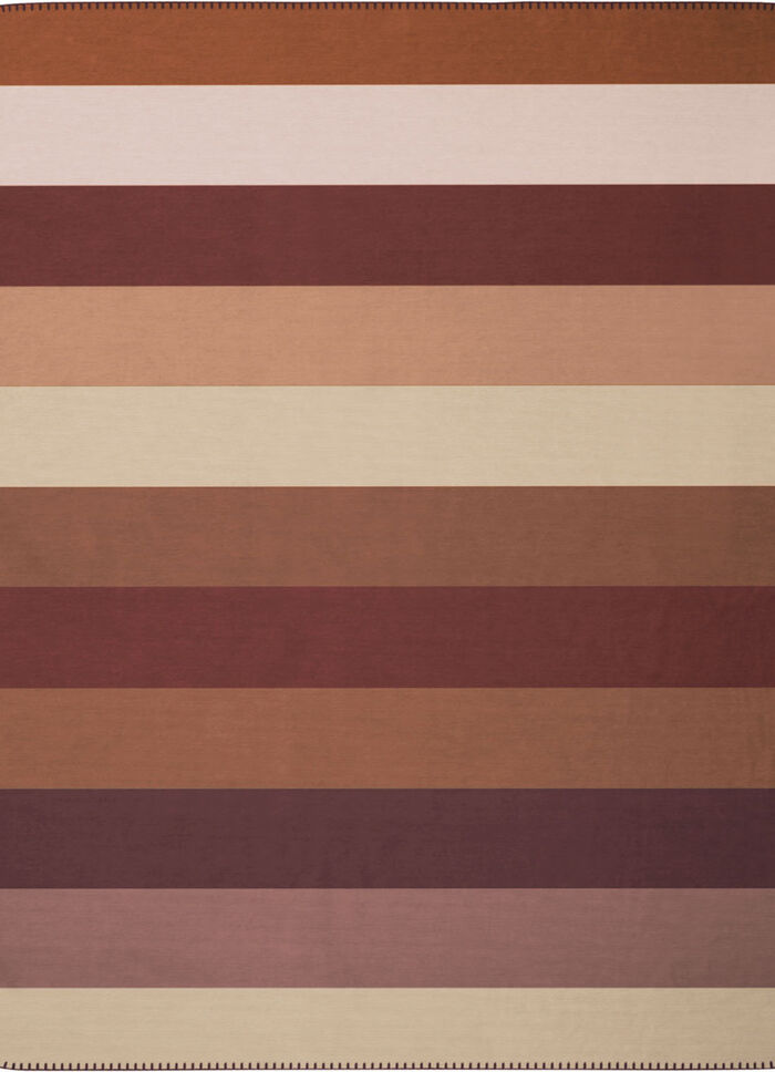 Deken met strepen en gehaakte zoom 