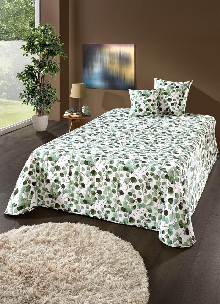 Sprei en kussenslopen met een natuurlijk bladmotief 