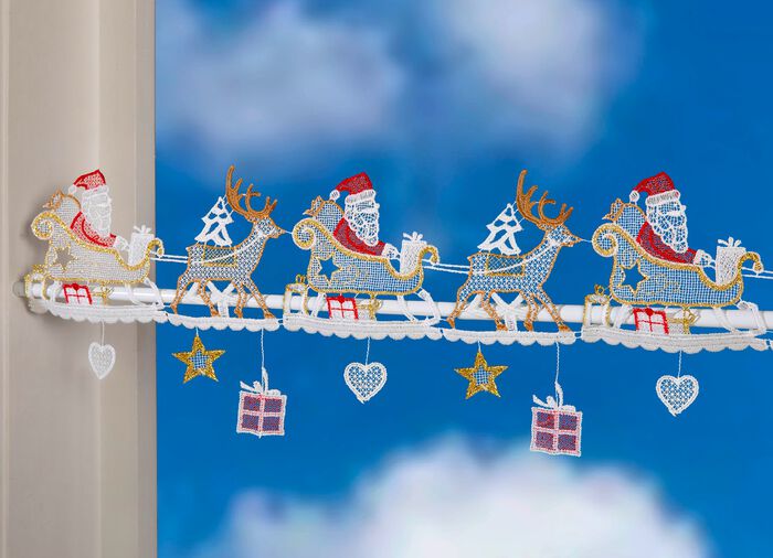 Paalversiering Kerstman gemaakt van Plauenkant 