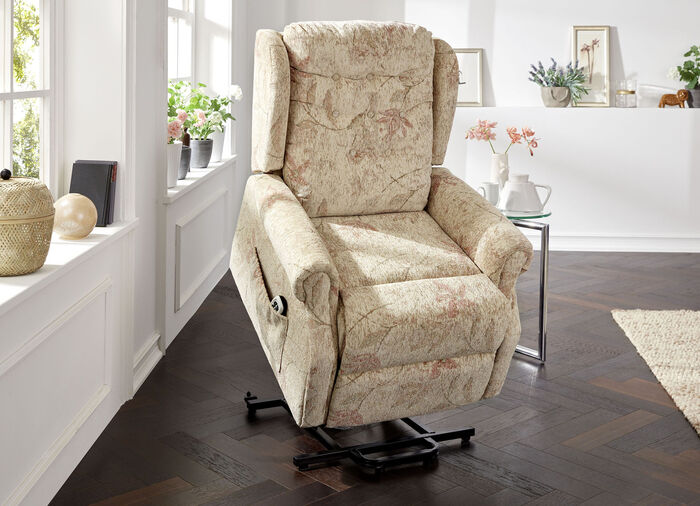 Relaxfauteuil met opstahulp en zetelverwarming 