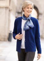 Cardigan in fluffy boucl&eacute; kwaliteit 