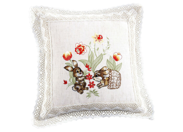 Tafel- en raamdecoratie met paashaasjes en lentebloemen, van Sch&auml;fer 