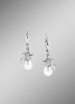 Oorbellen met een betoverend bloemenmotief 