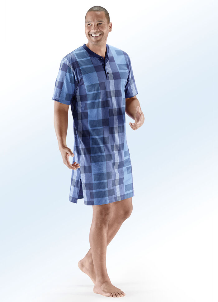 Nachthemd, korte mouwen, met ruitdessin, knoopsluiting en zijsplitten MARIENE