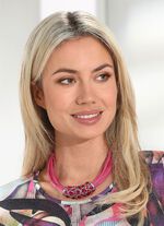 Roze ketting met meerdere rijen 