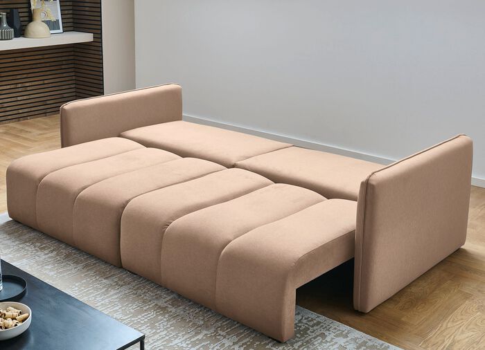 Gestoffeerde meubels met decoratief stiksel 