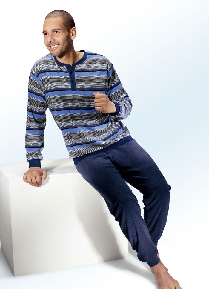 Pyjama met knoopsluiting, borstzakje en boorden 