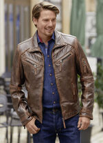 Leren kort jasje van &ldquo;Jilani&rdquo; 