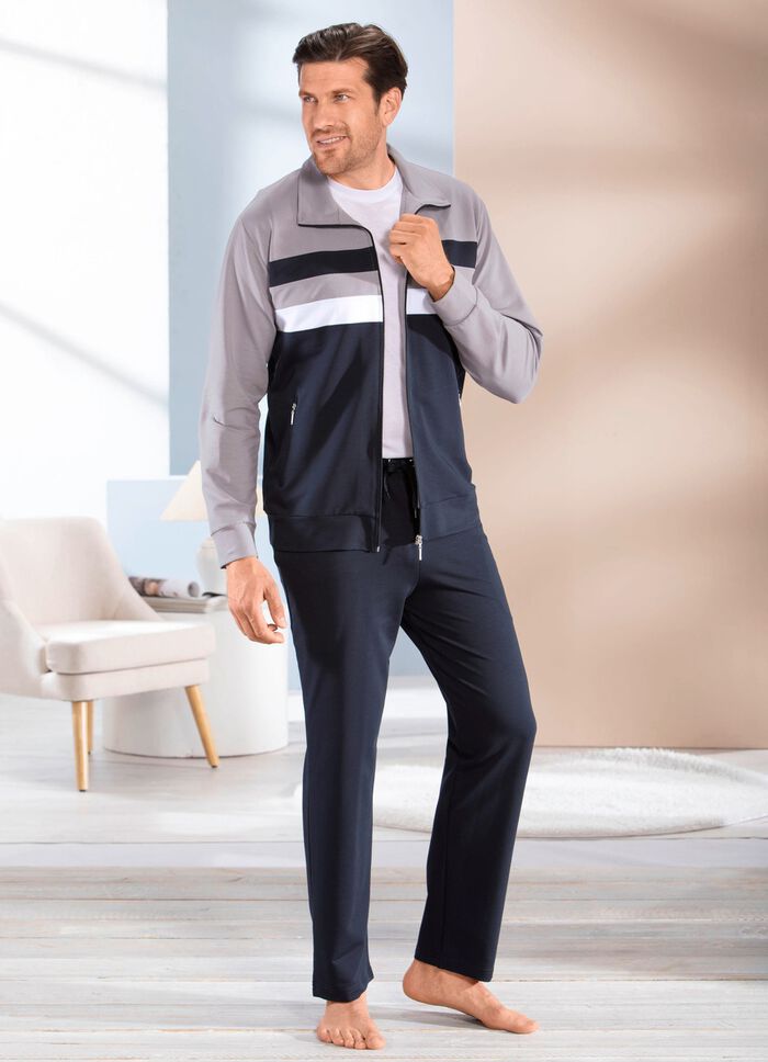 Loungewear met strependesign 