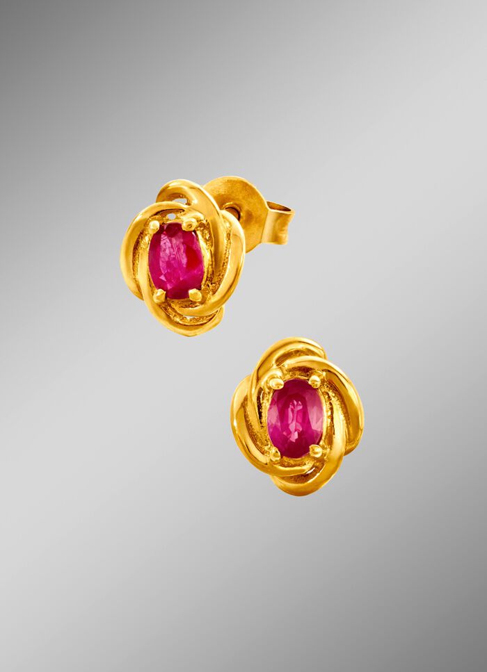 Oorbellen met robijnen 