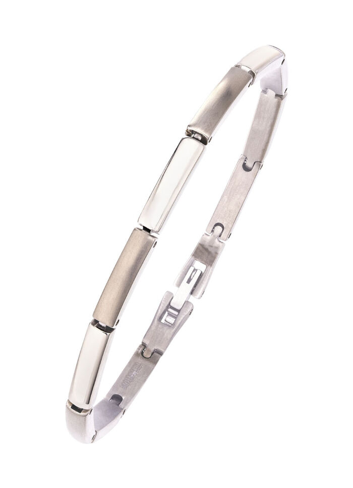 Stijlvolle titanium armband met clipsluiting 