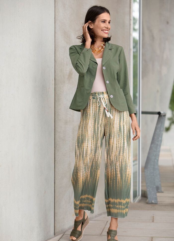 Blousejasje met schoudervullingen OLIJFGROEN