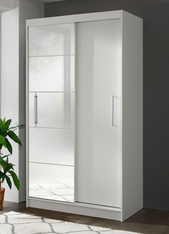 Verfijnde schuifdeurkast met spiegelfront 