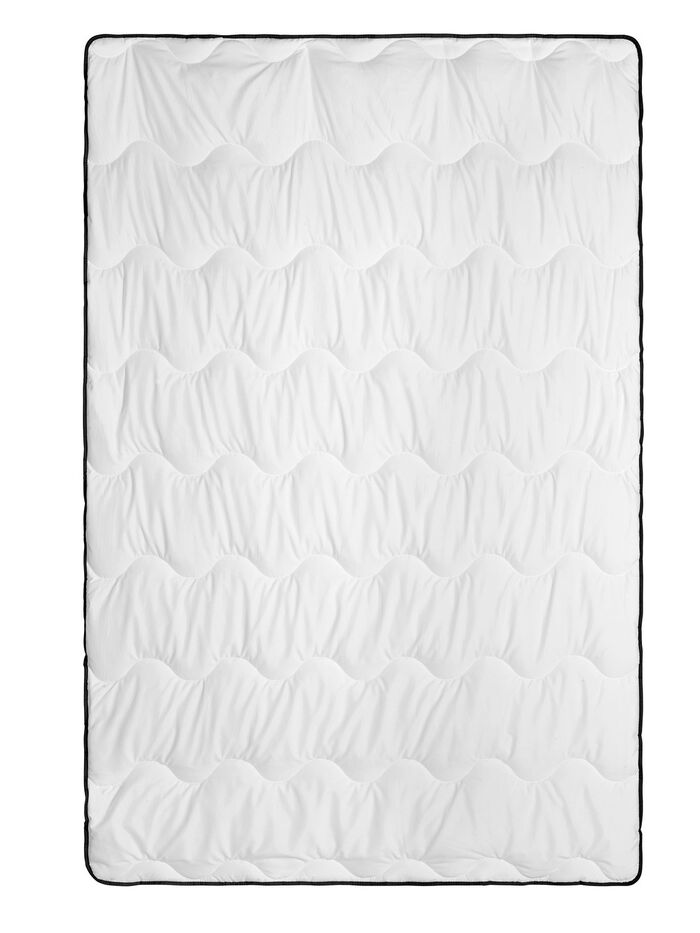 Beddengoedserie van Biberna met zwarte bies 